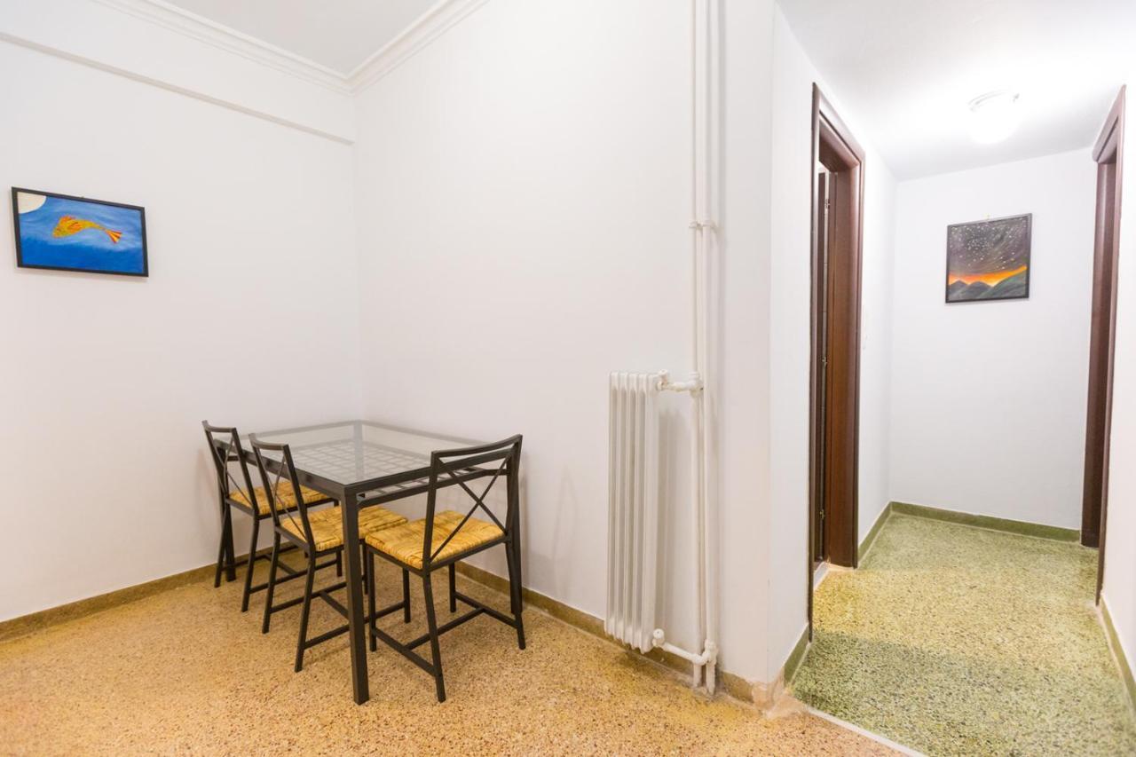 Apartment At Metaxourgio 1 Bed 2 Pers 雅典 外观 照片