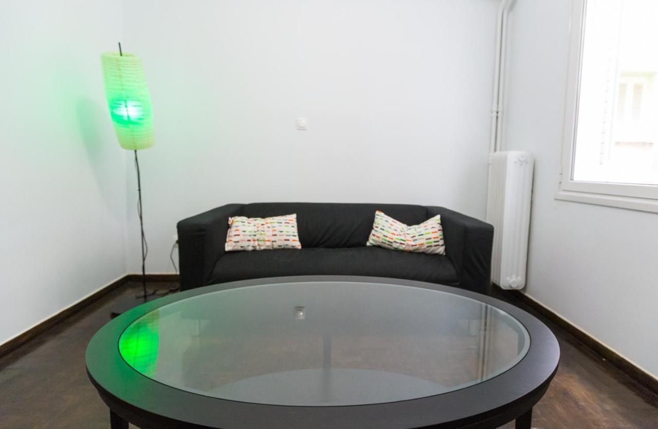 Apartment At Metaxourgio 1 Bed 2 Pers 雅典 外观 照片