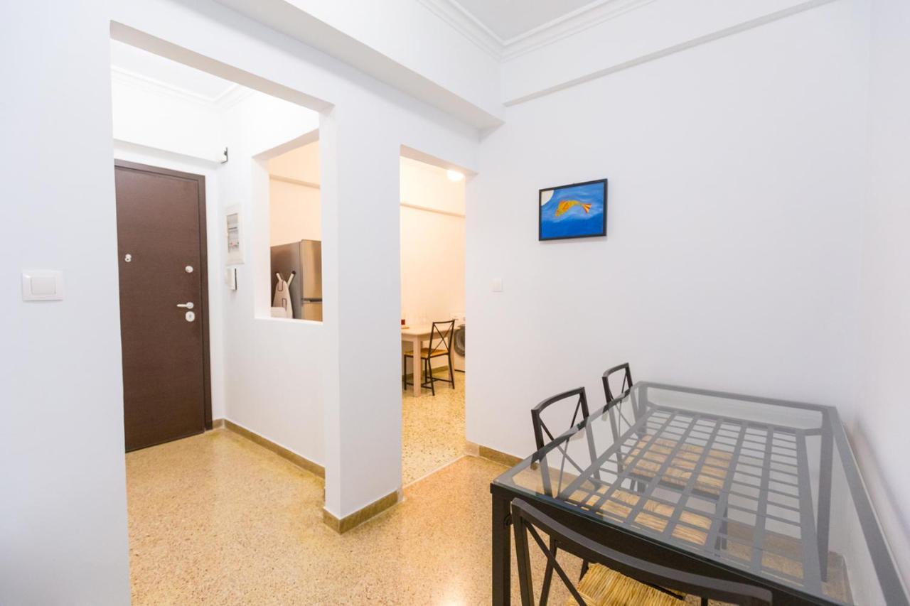 Apartment At Metaxourgio 1 Bed 2 Pers 雅典 外观 照片