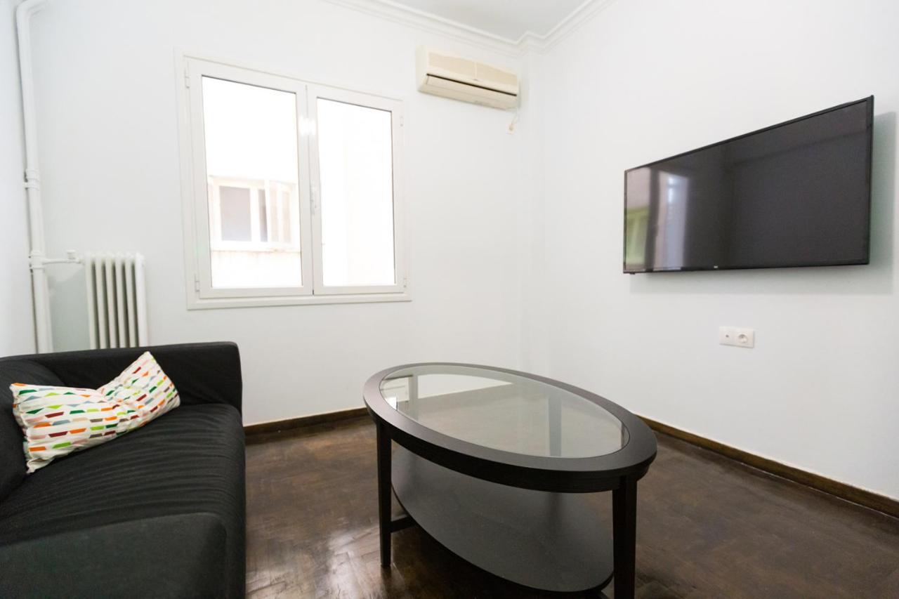 Apartment At Metaxourgio 1 Bed 2 Pers 雅典 外观 照片
